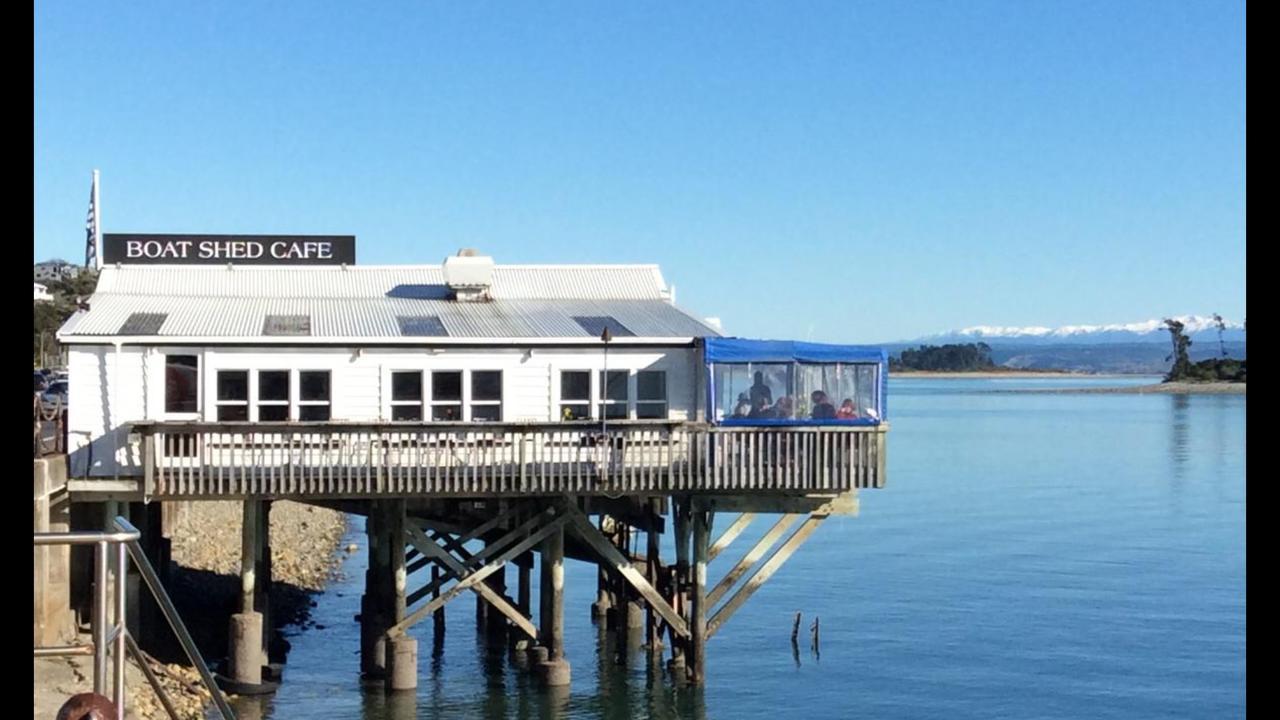 Waterfront Bliss Hotel Nelson Eksteriør billede